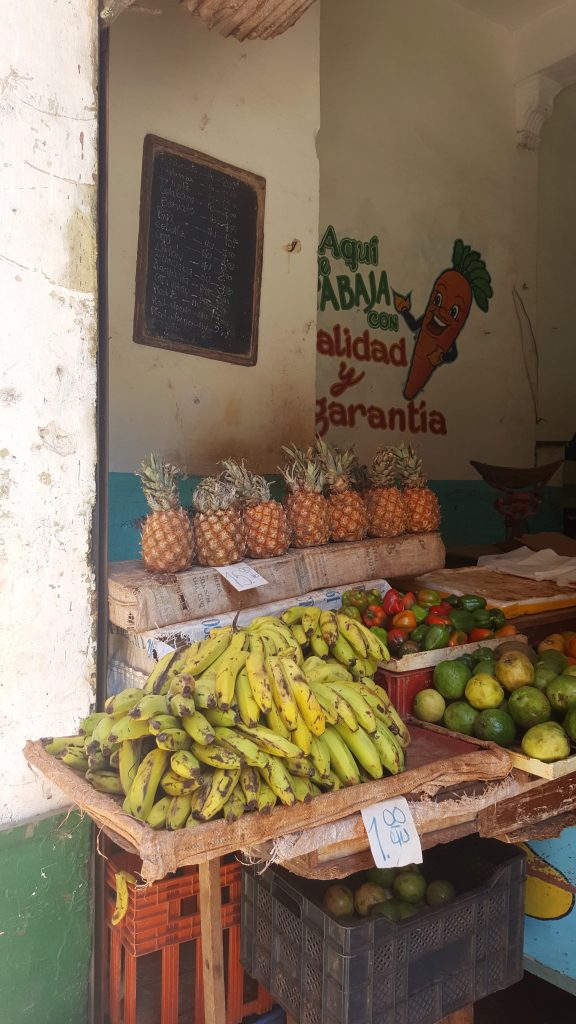 Fruit stall Havana